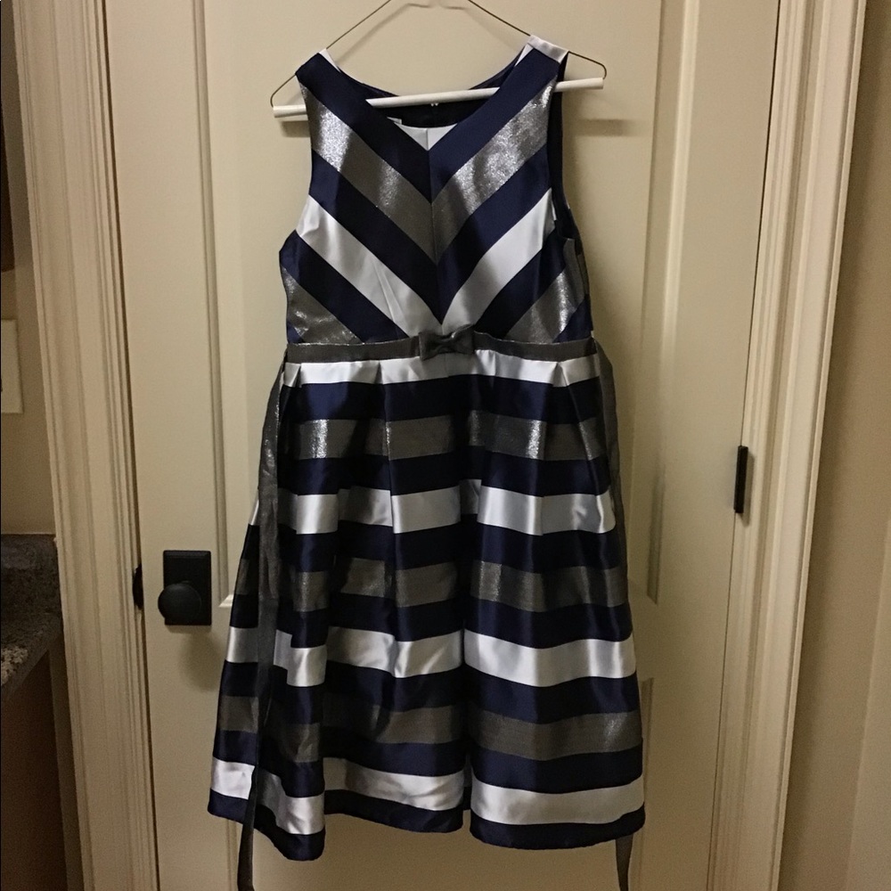 Cute girls formal dress for kids!